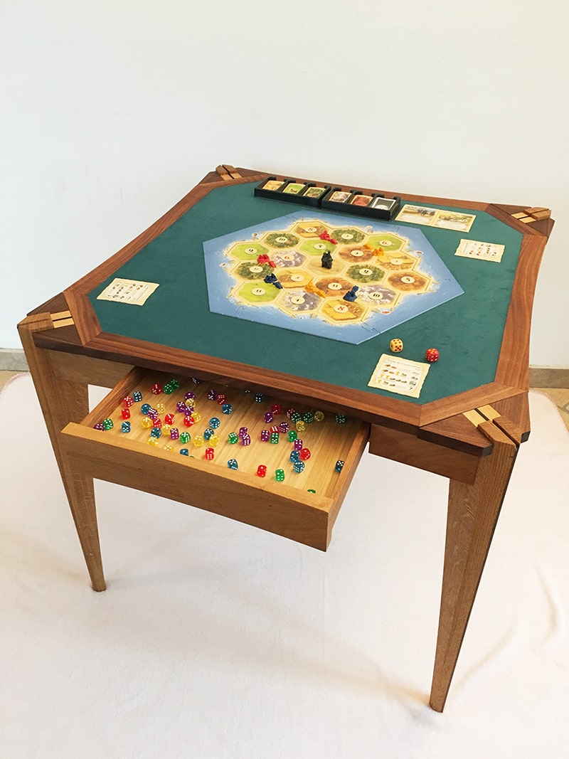 creation meuble sur mesure table jeu ludique